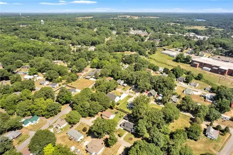 110 W 3rd St, Williamston, SC 29697 photo 34