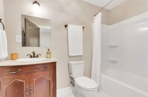 110 W 3rd St, Williamston, SC 29697 photo 25