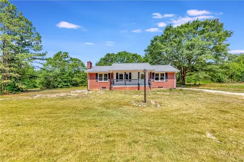 105 Evatt Rd, Honea Path, SC 29654