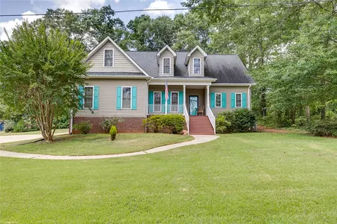 305 Brockman Dr, Easley, SC 29640