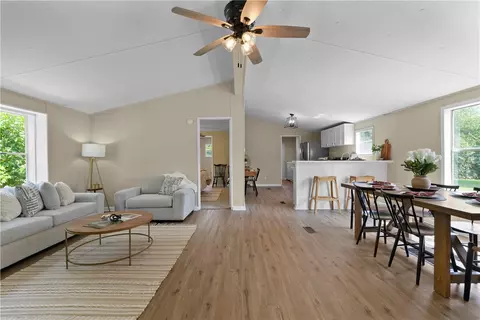 104 Sylvan Ct, Easley, SC 29640 photo 14