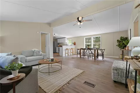 104 Sylvan Ct, Easley, SC 29640 photo 11