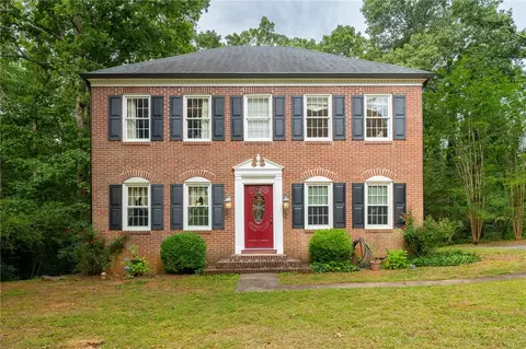 218 Heather Dr, Central, SC 29630