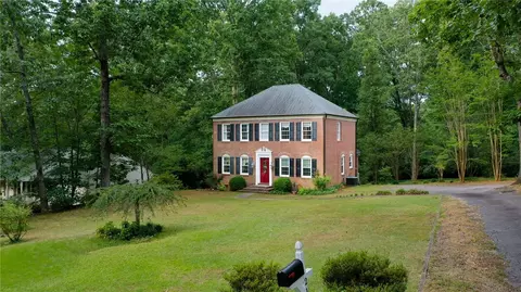 218 Heather Dr, Central, SC 29630 photo 2
