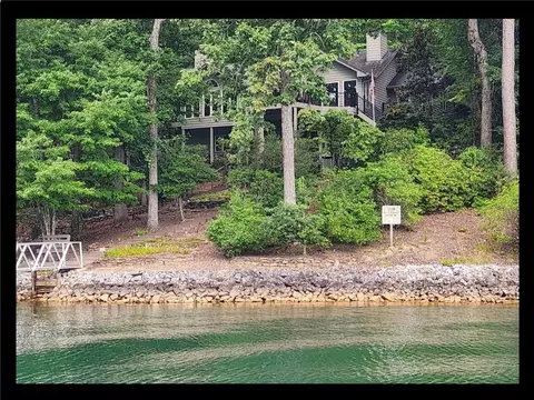 44 Foremast Dr, Salem, SC 29676