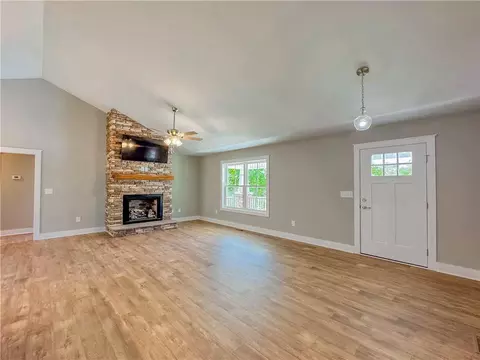 558 Fairfield Rd, Walhalla, SC 29691 photo 7