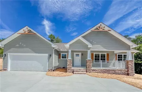 558 Fairfield Rd, Walhalla, SC 29691 photo 1