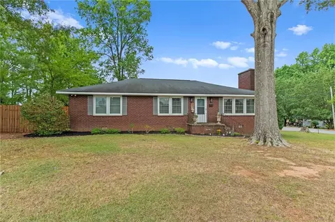 207 Phillips Street St, Clinton, SC 29325