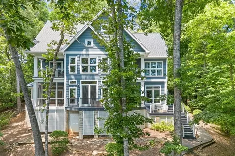 130 Talons Point Rd, Seneca, SC 29672