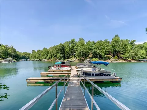 View/Area - 331 N Summit Dr, Seneca, SC 29672 photo 1 of 2