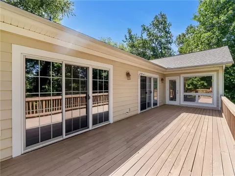Exterior - 331 N Summit Dr, Seneca, SC 29672 photo 3 of 7