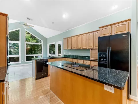 Kitchen - 331 N Summit Dr, Seneca, SC 29672 photo 2 of 3