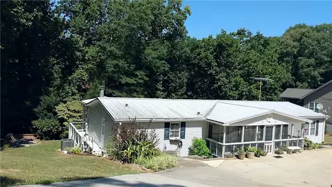 428 Carole Ave, Anderson, SC 29625