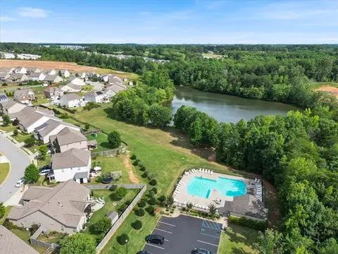 View/Area - 906 Deephallow Pl, Greer, SC 29651 photo 3 of 3