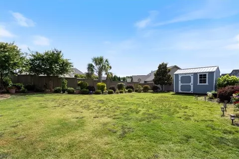 Exterior - 906 Deephallow Pl, Greer, SC 29651 photo 6 of 9