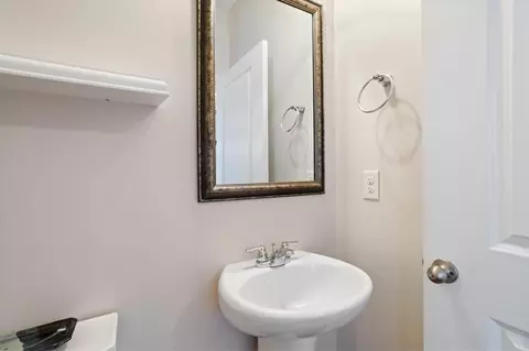Bath - 906 Deephallow Pl, Greer, SC 29651 photo 1 of 7