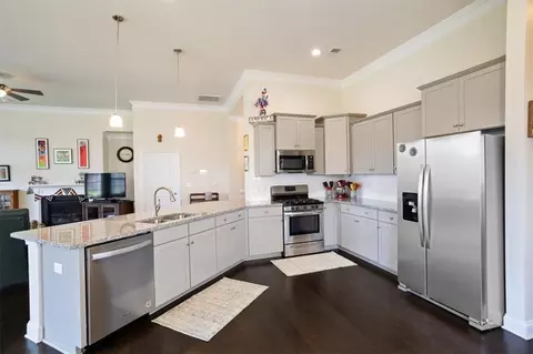 Kitchen - 906 Deephallow Pl, Greer, SC 29651 photo 1 of 3