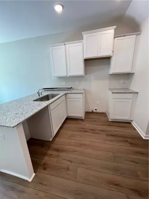 114 Brown Cir, Easley, SC 29642 photo 4