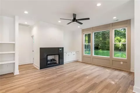 718 Greenville St, Pendleton, SC 29670 photo 5