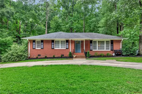 313 Palmetto Pkwy, Belton, SC 29627