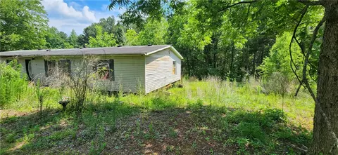 385 Mayors Dr, Walhalla, SC 29691 photo 5