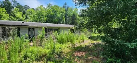 385 Mayors Dr, Walhalla, SC 29691 photo 2