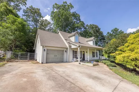 107 Stephen Dr, Seneca, SC 29678