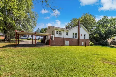 309 E Baker St, Pickens, SC 29671 photo 23