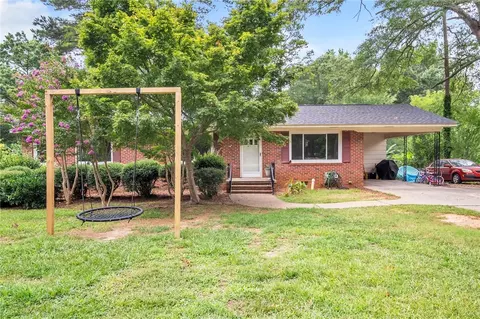 405 Forest Ln, Belton, SC 29627