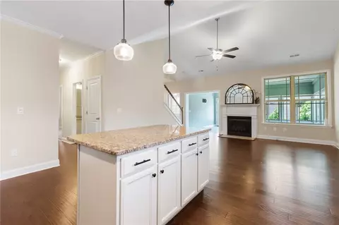 402 Big Barn Ct, Seneca, SC 29672 photo 8