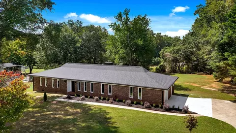 118 Heritage Ln, Powdersville, SC 29642