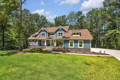 621 Winter Pine Ct, Seneca, SC 29672 photo 2