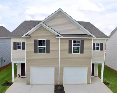 457 Seaborn Cir, Pendleton, SC 29670