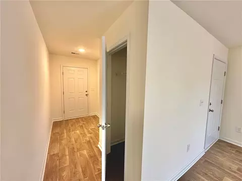 463 Seaborn Cir, Pendleton, SC 29670 photo 4
