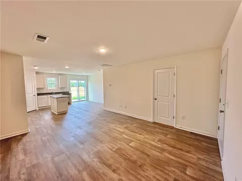 465 Seaborn Cir, Pendleton, SC 29670 photo 4