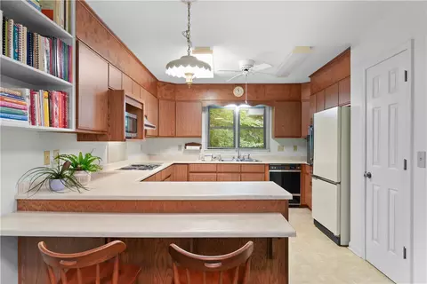 254 Point Rd, Seneca, SC 29672 photo 10