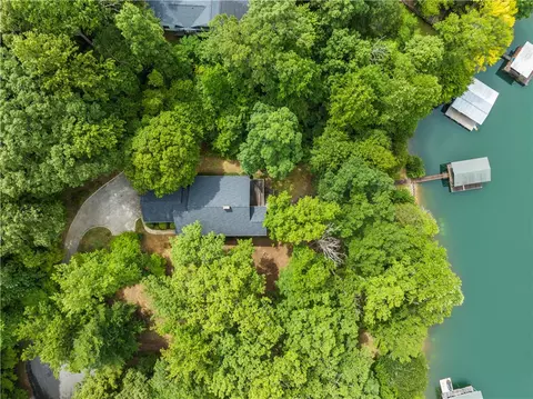 254 Point Rd, Seneca, SC 29672 photo 3
