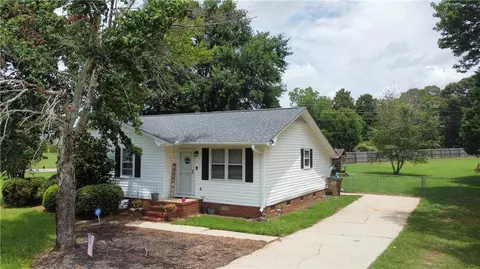 218 Richland Creek Rd, Anderson, SC 29626