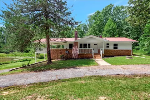 170 Bauknight Rd, Mountain Rest, SC 29664