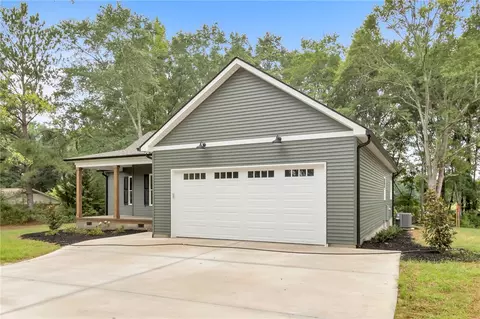 258 Addison Cir, Pelzer, SC 29669 photo 2