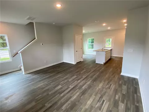 100 Pendleton Place Way, Pendleton, SC 29670 photo 4