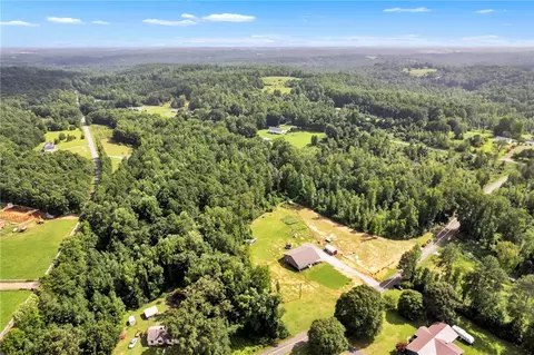150 Looper Rd, Easley, SC 29640 photo 2