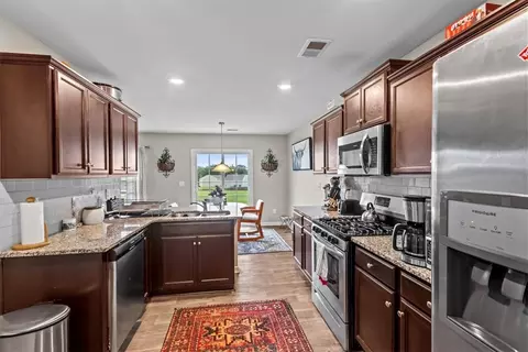 402 Broadview Ln, Pelzer, SC 29669 photo 9