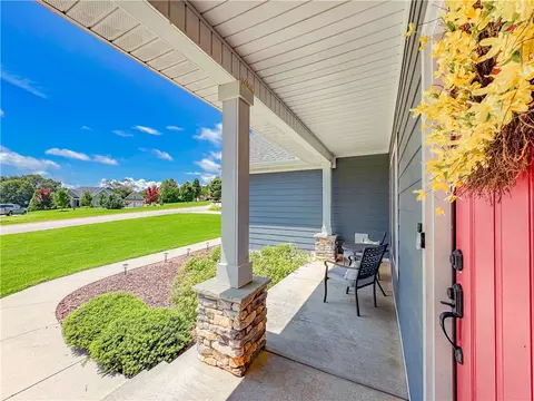 209 Setting Sun Ct, Seneca, SC 29672 photo 7