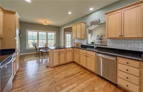 209 Setting Sun Ct, Seneca, SC 29672 photo 20
