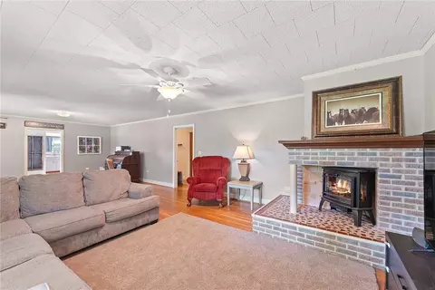 310 Murrell St, Troy, SC 29848 photo 9