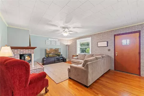 310 Murrell St, Troy, SC 29848 photo 8