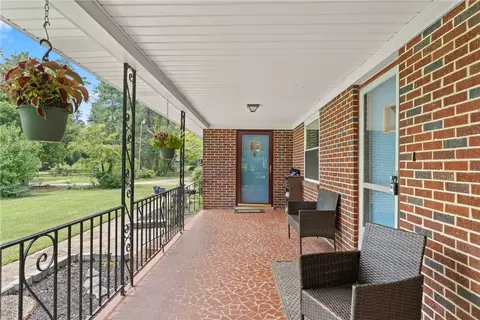 310 Murrell St, Troy, SC 29848 photo 5