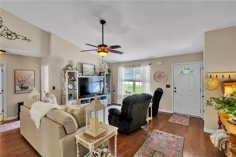 204 Rivers Edge, Easley, SC 29642 photo 2