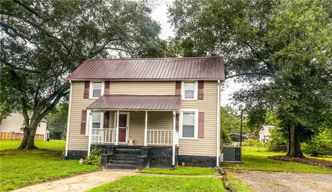 2 Pelzer St, Belton, SC 29627
